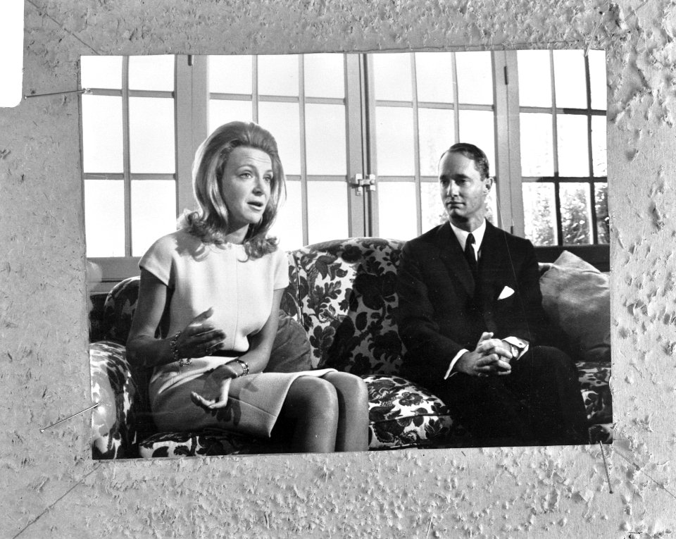 Prinses Irene tijdens persconferentie over hulp aan Biafra Prinses Irene en Prin, Bestanddeelnr 921-7400