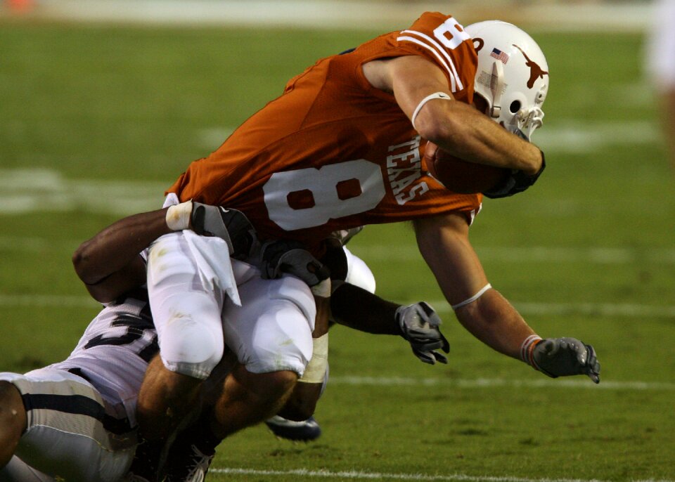 Ball carrier ball sport