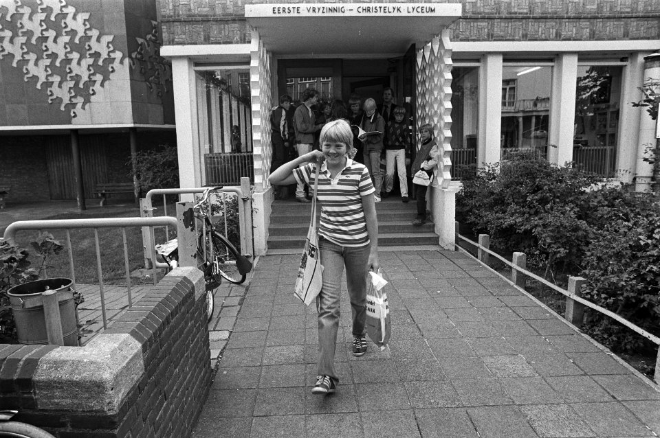 Prinsen verlaten de school, Bestanddeelnr 931-6299