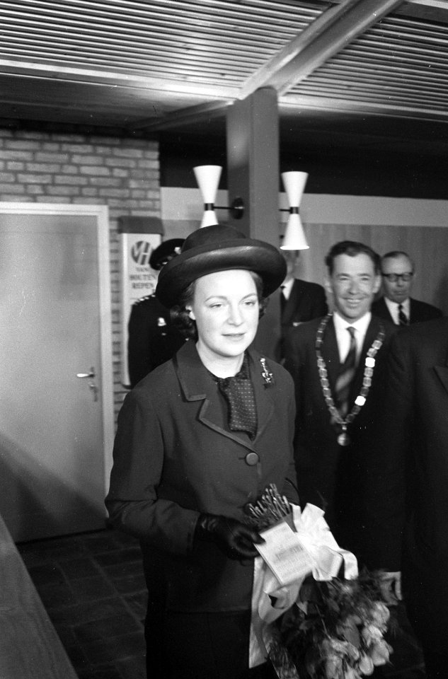 Prinses Irene opent jeugdherberg De Grote Beer, Bestanddeelnr 913-7894