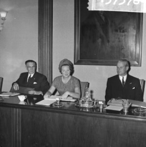 Prinses Beatrix bij Raad van Nederlandse Werkgevers verbonden Prinses Beatrix , Bestanddeelnr 915-7378