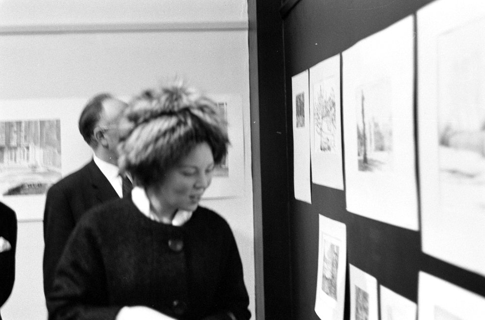 Prinses Beatrix bij Haagse Academie voor Beeldende Kunst, Bestanddeelnr 914-7018