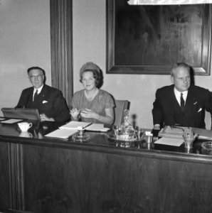 Prinses Beatrix bij Raad van Nederlandse Werkgevers verbonden Prinses Beatrix , Bestanddeelnr 915-7379