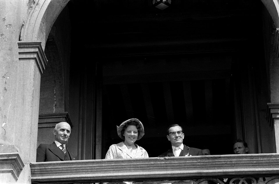 Prinses Beatrix bezoekt Limburg, Bestanddeelnr 911-2253