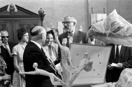 Prinses Beatrix bezoekt Limburg, Bestanddeelnr 911-2248