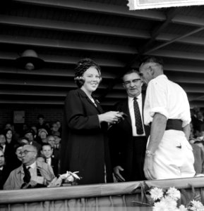 Prinses Beatrix bracht bezoek tentoonstelling van het Nederlandse Trekpaard in D, Bestanddeelnr 916-8964