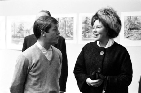 Prinses Beatrix bij Haagse Academie voor Beeldende Kunst ambassadeur van Spanje, Bestanddeelnr 914-7020