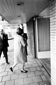 Prins Claus van Schiphol vertrokken, prinses Christina, Bestanddeelnr 920-0149