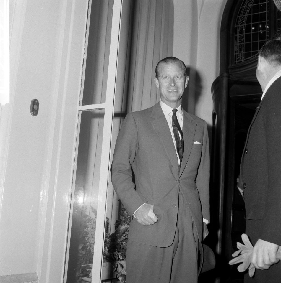 Prins Philip van Engeland bij Amstel-hotel, Bestanddeelnr 913-8459