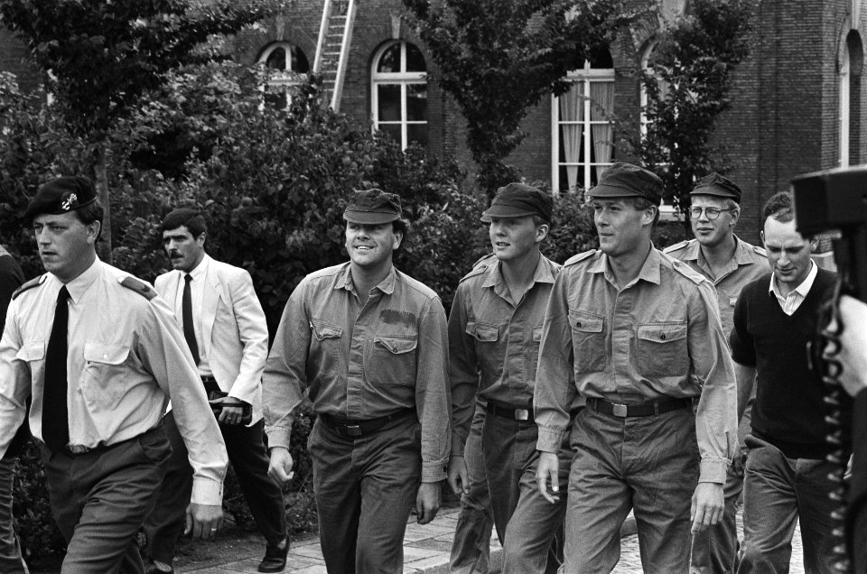 Prins Willem Alexander in militaire dienst bij de marine in Den Helder Prins W, Bestanddeelnr 933-4015
