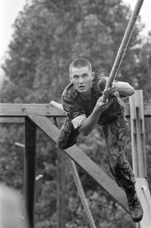 Prins Maurits in militaire dienst bij Korps Mariniers in Rotterdam Prins Maurit, Bestanddeelnr 934-0576