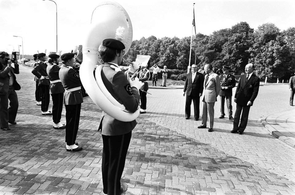 Prins Bernhard bij bijeenkomst Veteranen Legioen Nederland in Crailo Prins Bern, Bestanddeelnr 929-9361