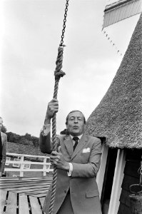 Prins Claus opent herbouwde m, Bestanddeelnr 929-3039