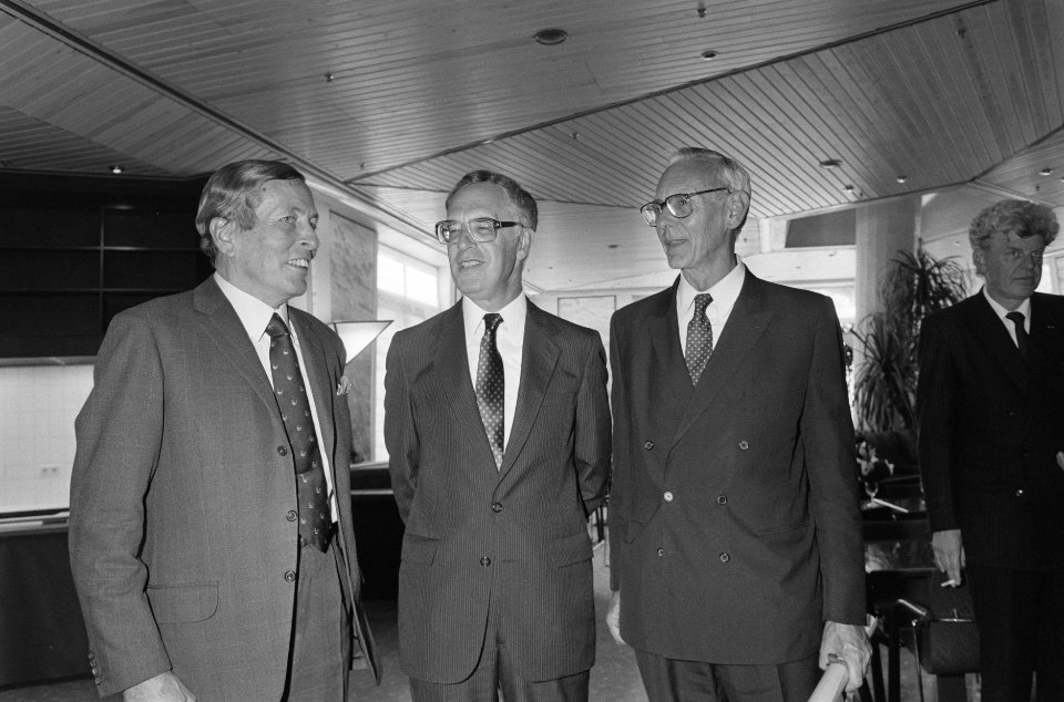 Prins Claus opent NMB-kantoor, Bestanddeelnr 934-0737