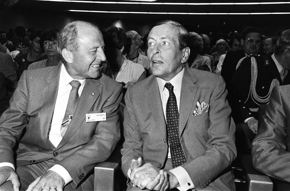 Prins Claus op congres suikerbietentelers, Bestanddeelnr 932-2127