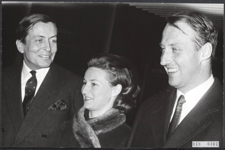 Prins Claus ontvangt prins Harald van Noorwegen en zijn echtgenote, prinses Sonj, Bestanddeelnr 018-0401