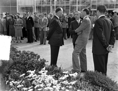 Prins Bernhard bezoekt de jaarbeurs Utrecht, Bestanddeelnr 907-3203