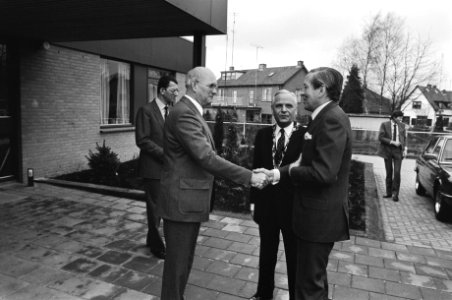 Prins Claus opent vandaag Christelijke Agrarische en Technologische School in Ed, Bestanddeelnr 932-0456