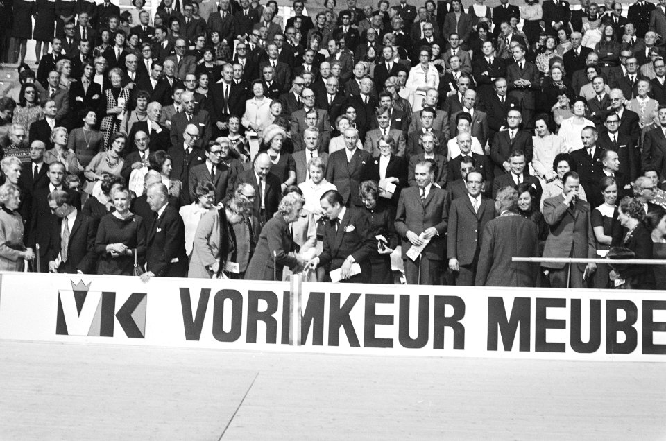 Prins Claus opent Ahoy Sportcomplex , Rotterdam, Bestanddeelnr 924-1777