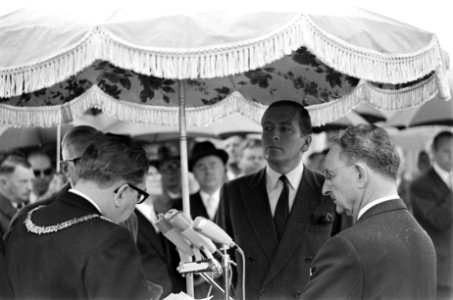 Prins Claus opende John F. Kennedy brug te Maastricht, Bestanddeelnr 921-3256