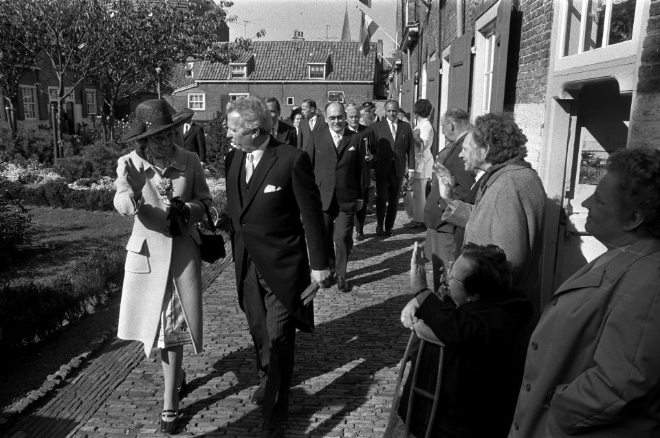 Prinses Beatrix en Prins Claus brengen werkbezoek aan Zuid Holland, Bestanddeelnr 925-0085