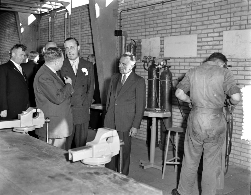 Prins Bernhard bezoekt Rucphen, Bestanddeelnr 907-3680