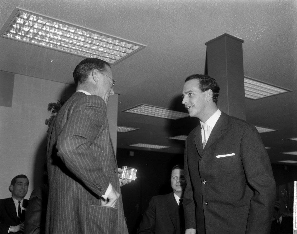Prins Bernhard bij de opening van de Schick Safety Razor Company te Amsterdam d, Bestanddeelnr 918-5249