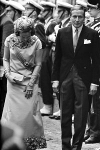 Prinses Beatrix en prins Claus voor vertrek, Bestanddeelnr 920-7184