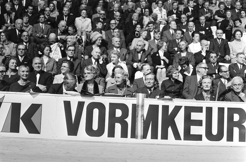 Prins Claus opent Ahoy Sportcomplex , Rotterdam, Bestanddeelnr 924-1776