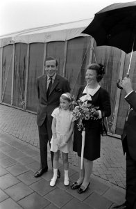 Prinses Beatrix en Prins Claus openen tiende editie van de bloemententoonstellin, Bestanddeelnr 923-6377