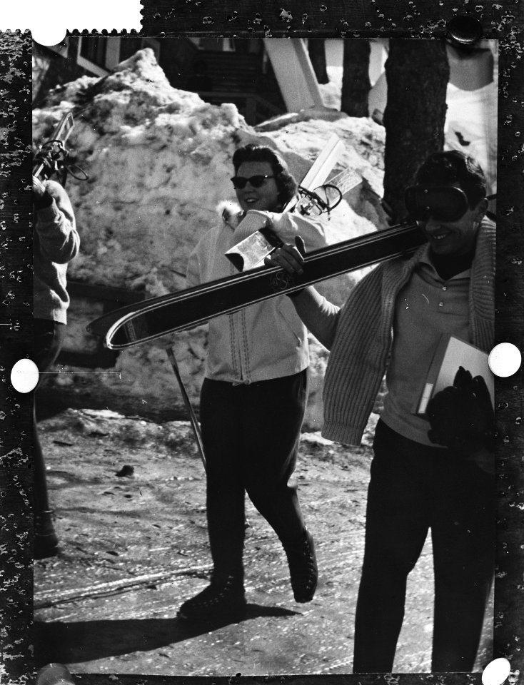 Prinses Beatrix met vakantie in Cervinia, Bestanddeelnr 910-2763