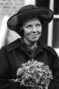 Prinses Beatrix en Prins Claus bezoeken Zutphen nr 1 14 Beatrix (kop), Bestanddeelnr 929-7176