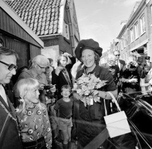 Prinses Beatrix en Prins Claus bezoeken provincie Noord-Holland (tweede dag), be, Bestanddeelnr 926-6303