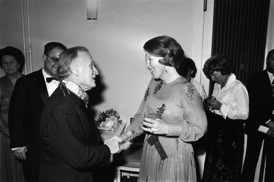 Prinses Beatrix en Prins Claus bij concert 60-jarige violist Yekudi Menukin in A, Bestanddeelnr 928-5391