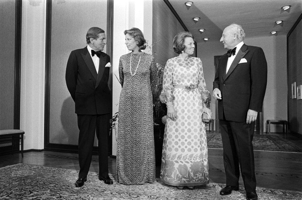 Prinses Beatrix en Prins Claus bezoeken Bonn (BRD), bezoek Bonn, Bestanddeelnr 928-7841