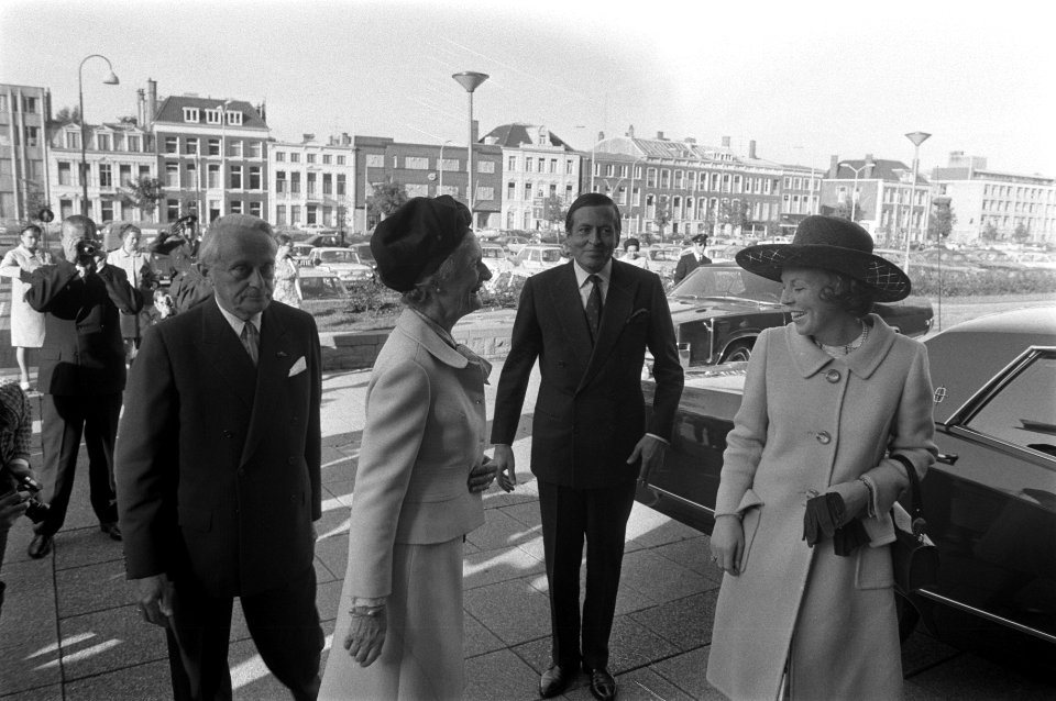 Prinses Beatrix en Prins Claus brengen werkbezoek aan Zuid Holland, Bestanddeelnr 925-0086