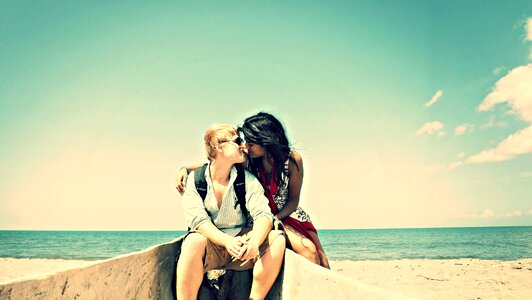 Kiss romantic beach photo