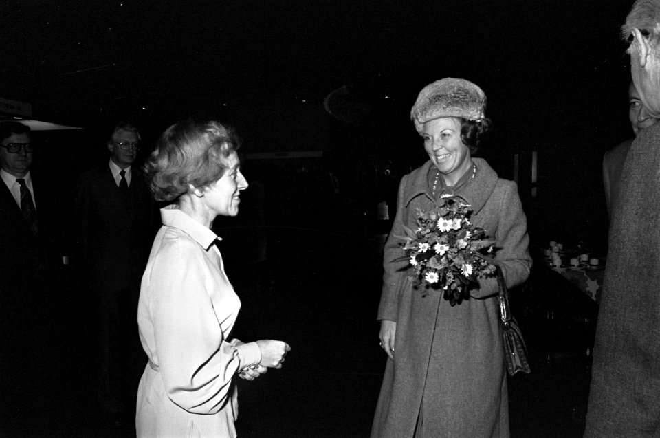 Prinses Beatrix en Prins Claus bij 50-jarig bestaan Unie van Wetenschappen in Ut, Bestanddeelnr 929-4595