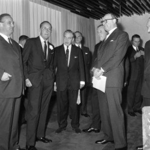 Prins Bernhard tussen de aanwezigen, Bestanddeelnr 919-6480