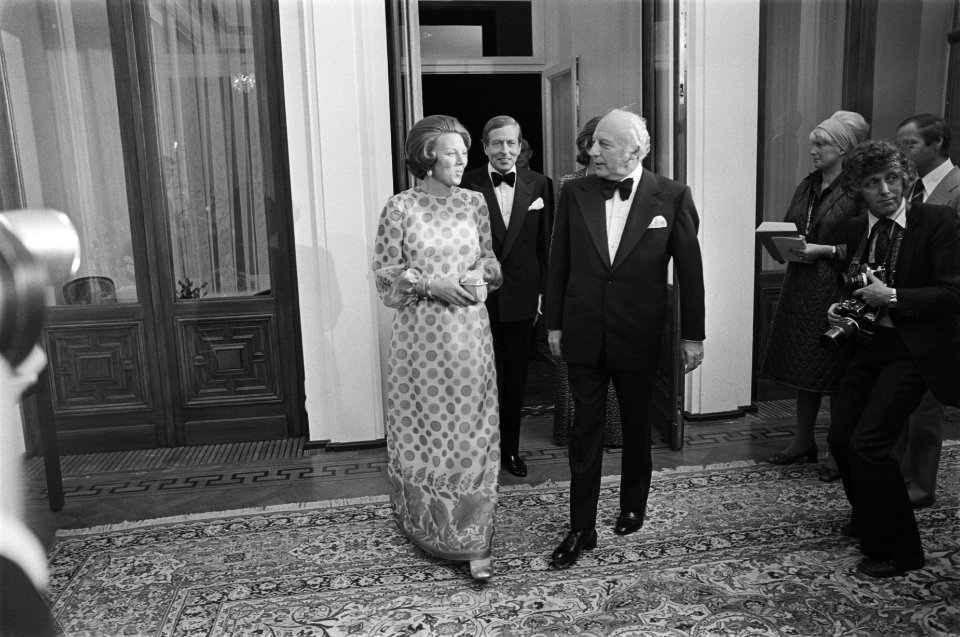 Prinses Beatrix en Prins Claus bezoeken Bonn (BRD), bezoek Bonn, Bestanddeelnr 928-7842