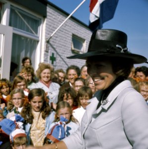 Prinses Beatrix en Prins Claus bezoeken Zuid Holland Prinses Beatrix en Prins Cl, Bestanddeelnr 254-8960