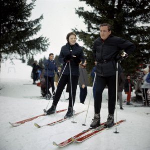 Prinses beatrix en prins claus aan het skien, Bestanddeelnr 254-7714