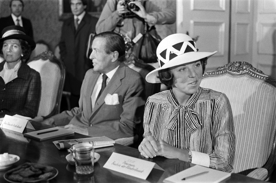 Prinses Beatrix en Prins Claus bezoeken Bonn (BRD), bezoek Bonn, Bestanddeelnr 928-7845