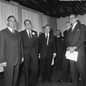 Prins Bernhard tussen de aanwezigen, Bestanddeelnr 919-6478