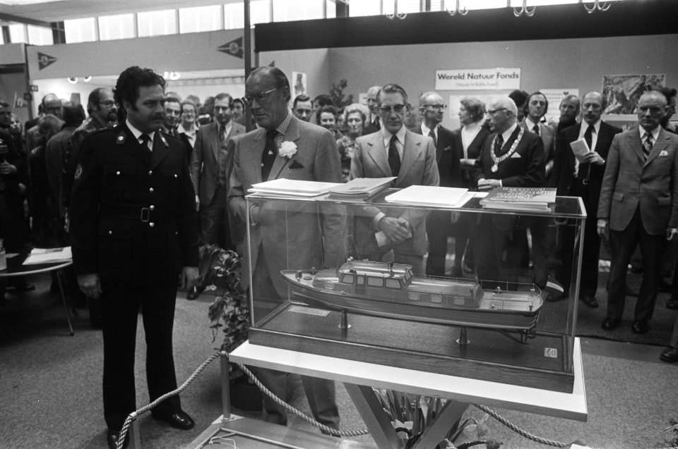 Prins Bernhard opent tentoonstelling Zee Zeil en Scheepvaart in RAI, Amsterdam, Bestanddeelnr 928-4668
