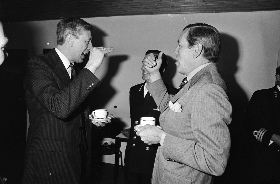 Prins Claus en Minister de Geus (def) woonden studiedag bij t.g.v. twaalfde lust, Bestanddeelnr 931-3975