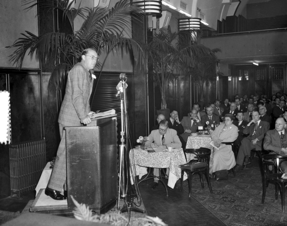 Prins Bernhard opent reclamecongres Amsterdam, Bestanddeelnr 905-3039