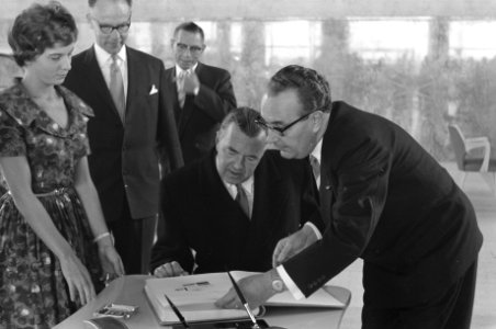 Prins Bertil bezoekt DAF fabrieken, Bestanddeelnr 910-7274