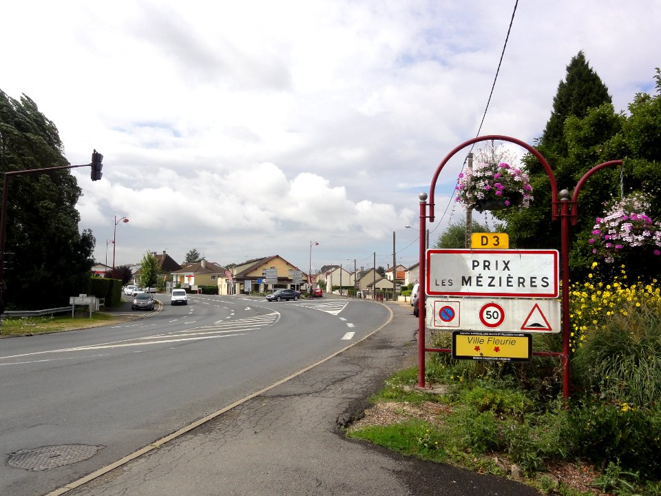 Prix-lès-Mézières (Ardennes) city limit sign
