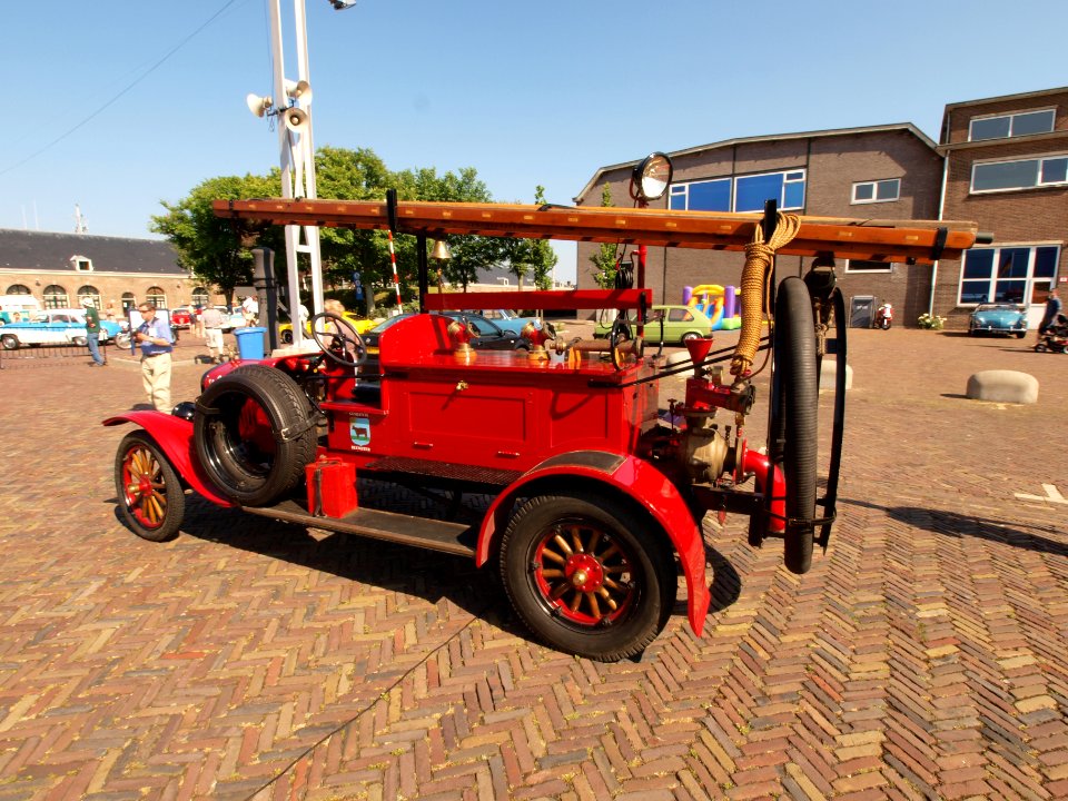 Probably Ford Fire Engine pic2